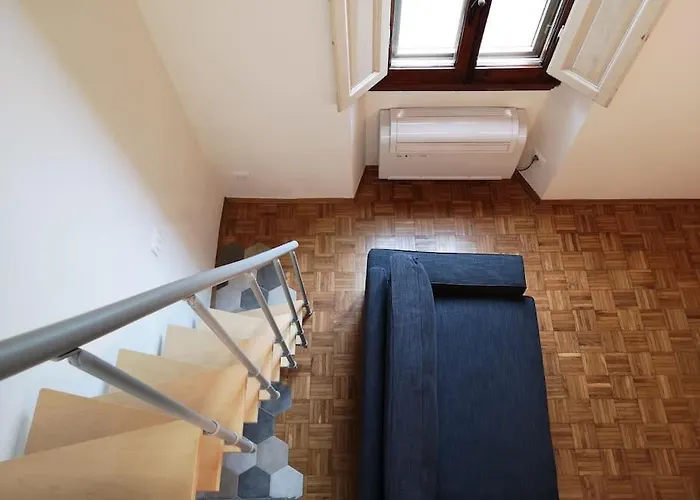 Cure Mini Loft